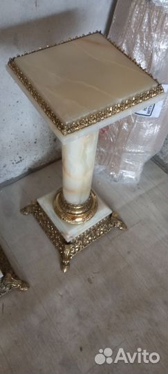 Колонна для интерьера