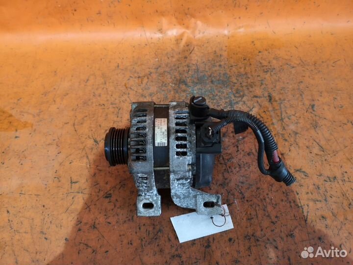 Генератор 30667103 на Volvo S40 B5244S5