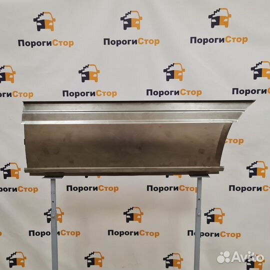 Порог водительской двери VW Crafter maxi