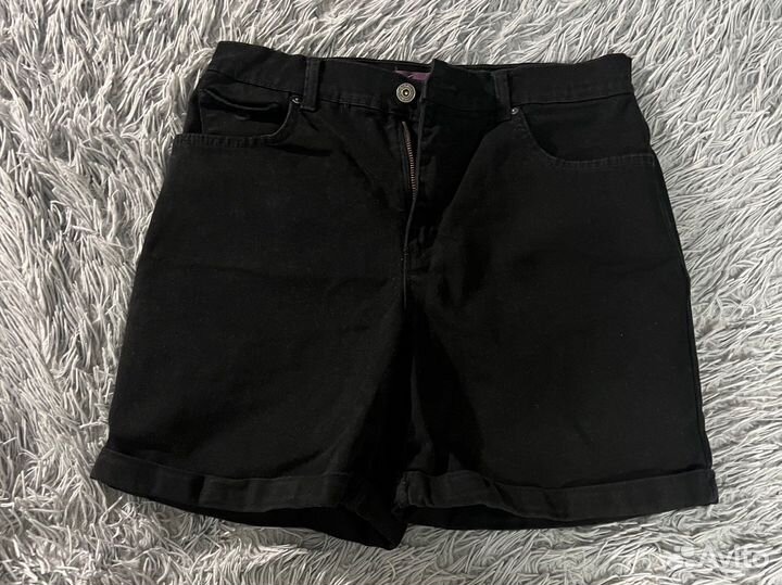 Шорты черные