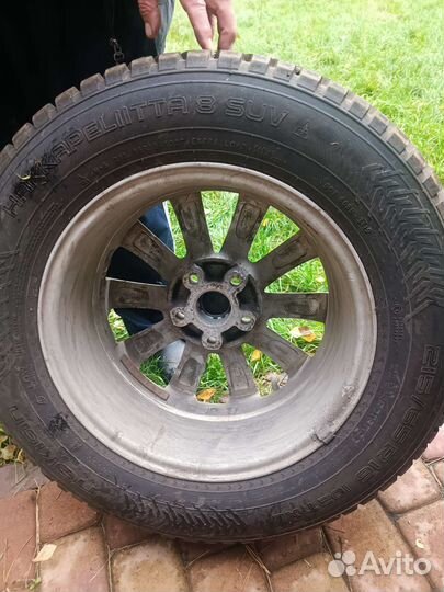 Nokian Tyres Hakkapeliitta 8 SUV 215/65 R16