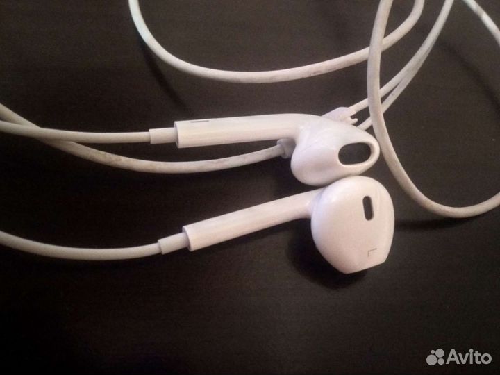 Наушники Apple earpods lightning