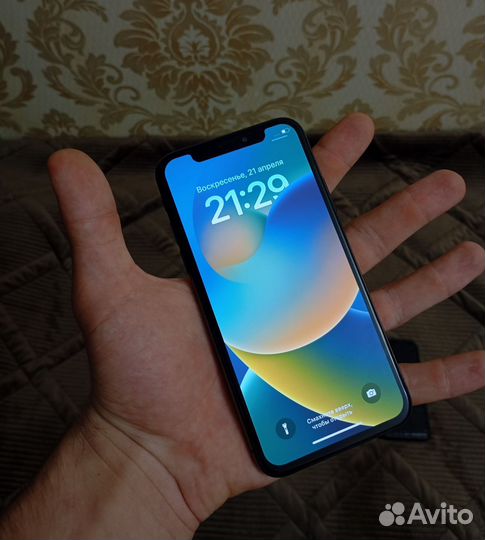 iPhone X, 64 ГБ