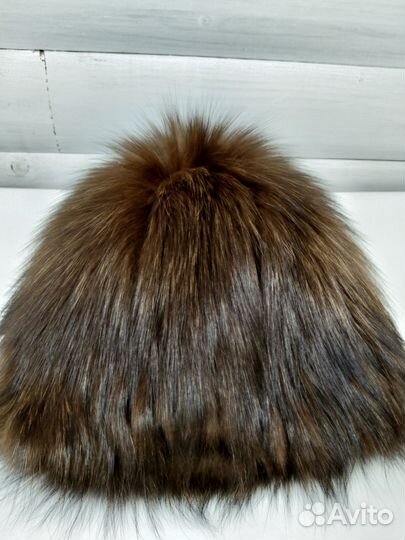 Шапка из вязаного натурального меха песца