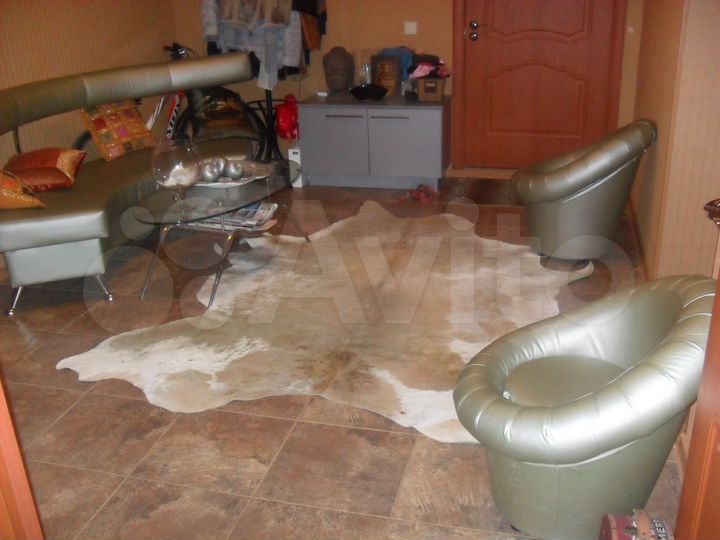 3-к. квартира, 135 м², 2/9 эт.