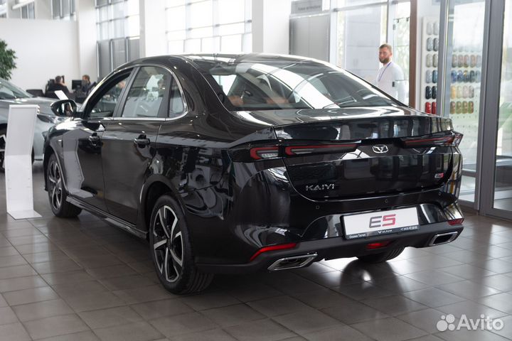 Kaiyi E5 1.5 CVT, 2023