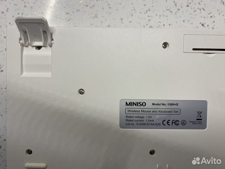 Беспроводная клавиатура и мышь Miniso