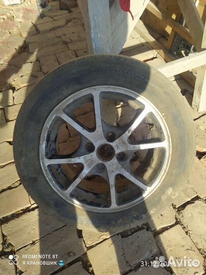 Accelera 651 2.25/4.5 R14