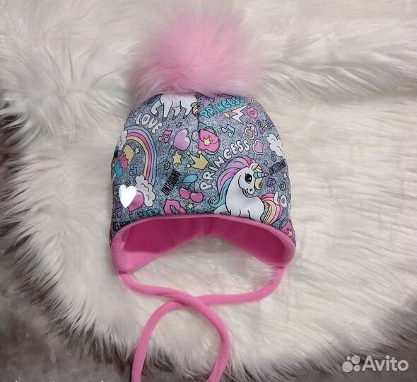 Зимняя шапочка для девочки
