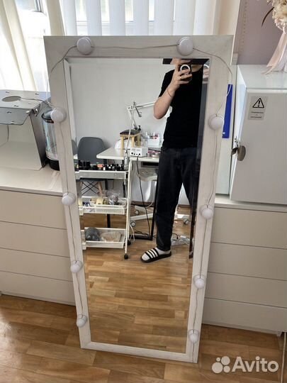 Гримерное зеркало