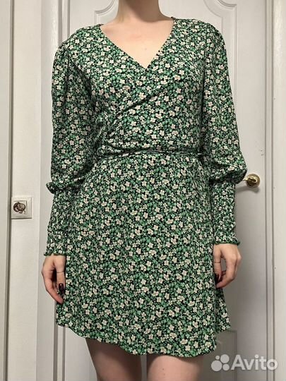 Платье с запахом