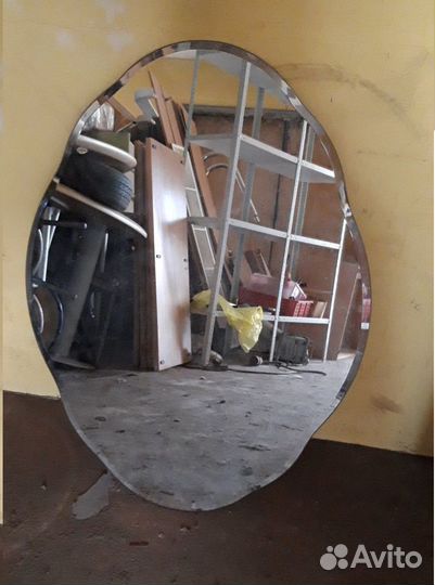 Зеркало настенное
