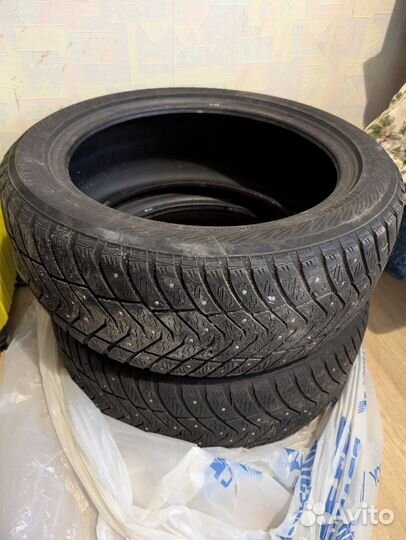 Yokohama Ice Guard IG65 215/50 R17