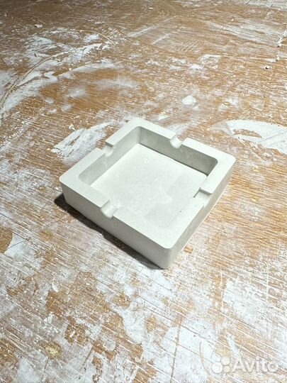 Пепельница из гипса