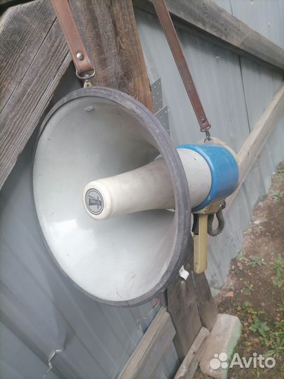 Громкоговоритель мегафон