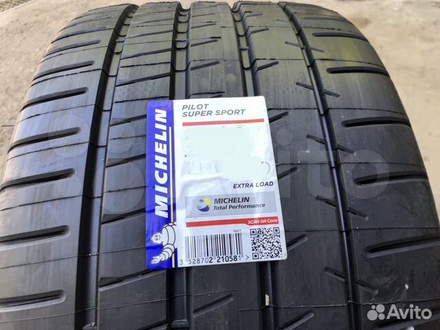 Michelin Pilot Super Sport 255/30 R21 93Y