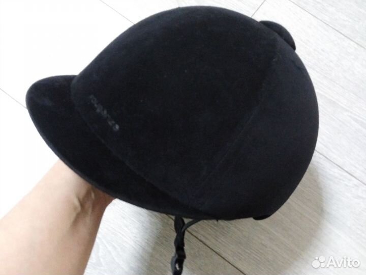 Шлем fouganza 54см