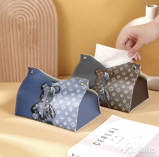 Салфетница/кофр, бокс для салфеток kaws