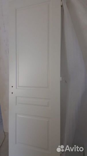 Двери межкомнатные из массива