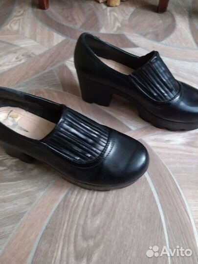 Полуботинки женские 38 размер