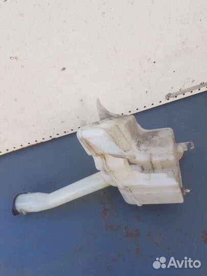 Бачок стеклоомывателя Land Cruiser Prado 2001