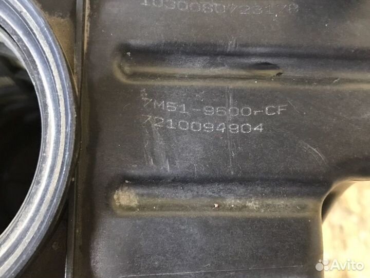 Корпус воздушного фильтра Ford Focus 2 седан 1.6