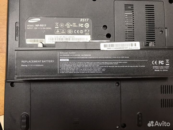 Ноутбук Samsung NP-R517