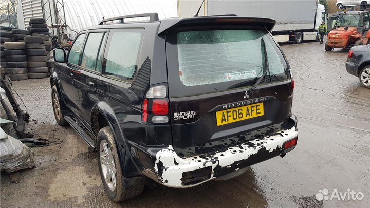 Разбор на запчасти Mitsubishi Montero Sport / Paje