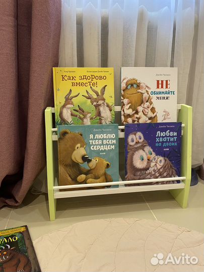 Детская полка для книг монтессори