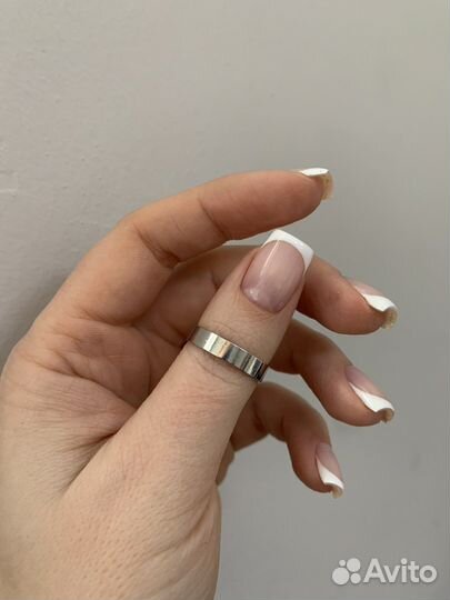 Маникюр с покрытием гель-лаком