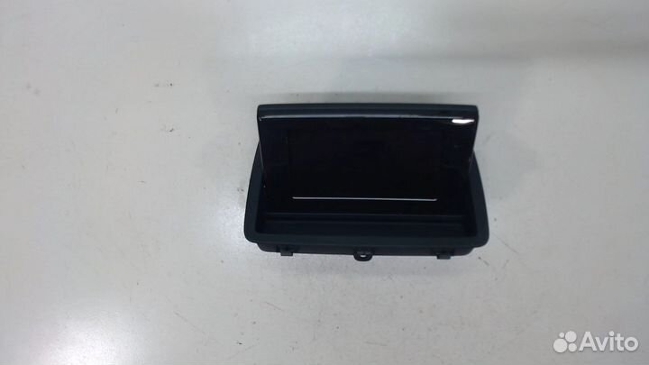 Дисплей мультимедиа Audi Q3, 2012