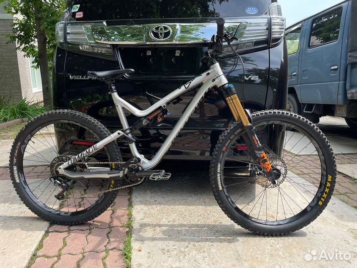 Продам топовый велосипед Commencal AM V4.2