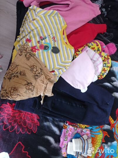 Отдам бесплатно вещи на девочку размер 110-116