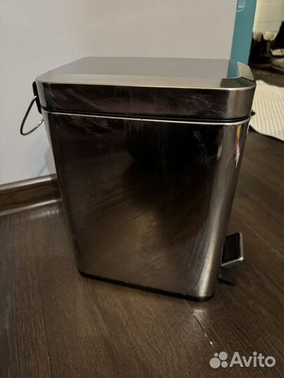 Мусорное ведро