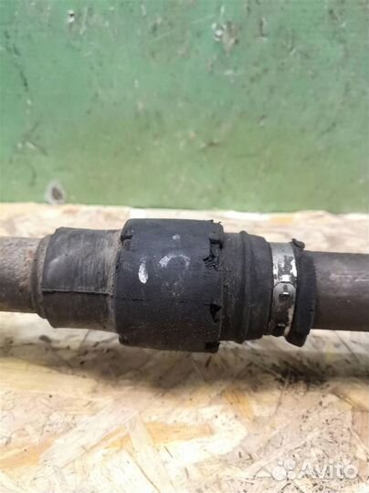 Полуось передняя правая Митсубиси Галант 8