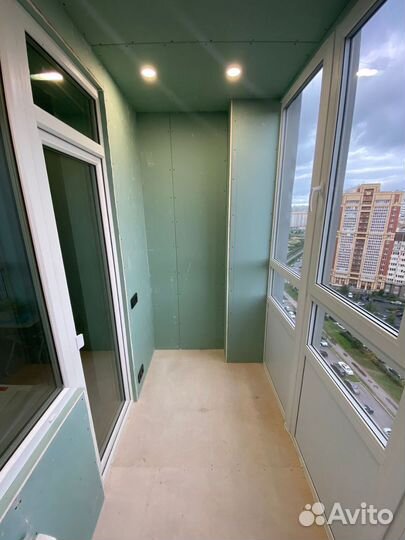 Остекление,отделка балкона.Утепление