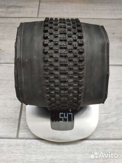 Kenda small block eight pro 27.5 2.1