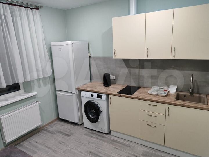 1-к. квартира, 35 м², 8/25 эт.