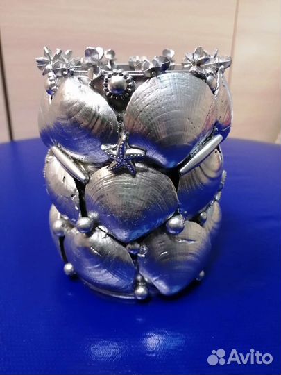 Сувенир. Ваза из ракушек