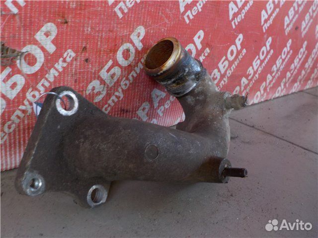 Коллектор водяной Toyota Corolla AE110 5A-G521011