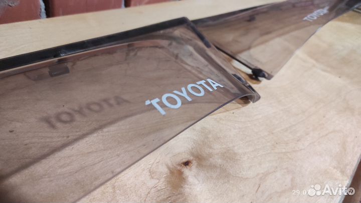 Дефлекторы оригинал Prado 70