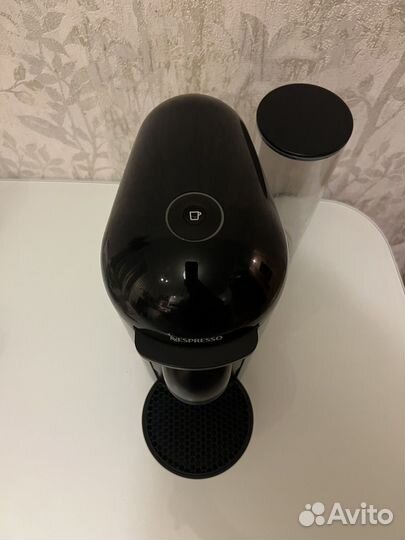 Кофемашина nespresso vertuo plus