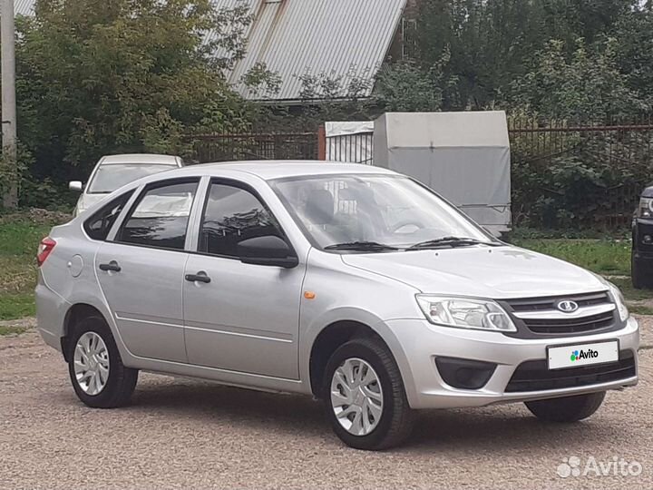 LADA Granta 1.6 МТ, 2015, 38 000 км