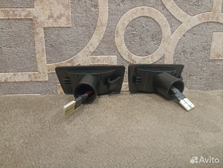 Бегущие поворотники опель