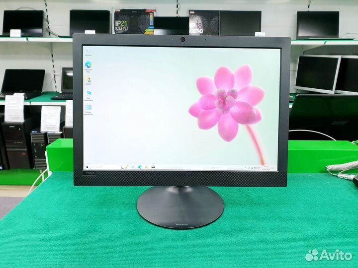 Моноблок Lenovo 20