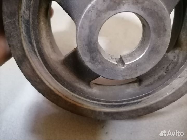 Шкив коленвала для Mitsubishi Carisma (DA)