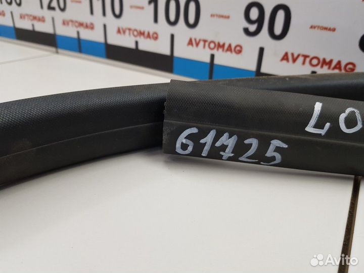 Уплотнитель двери передний правый (Renault Logan)