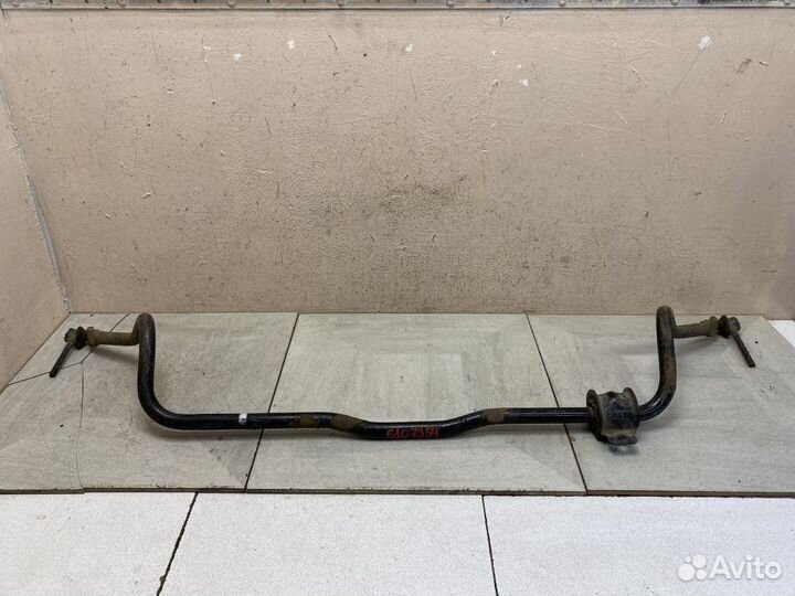 Стабилизатор передний