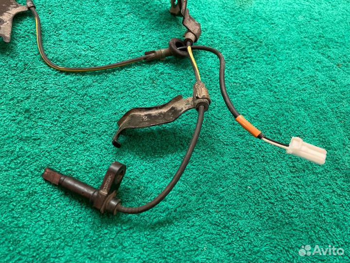Датчик ABS задний правый Lexus Gs350 (12-17) 2GR