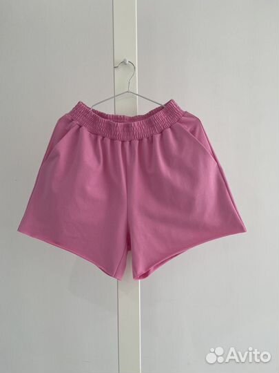 Костюм с шортами и футболкой